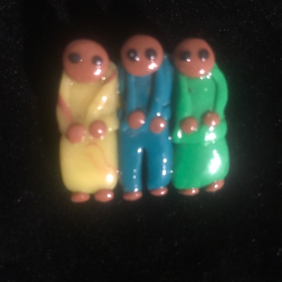 💛💙Friends Brooch💙💛 - Picture 9 of 11